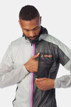 ADIDAS Terrex Agravic 2.5 Layer Regenjack -ModeHuis Verkoopwinkel 2210003359960 015 nl